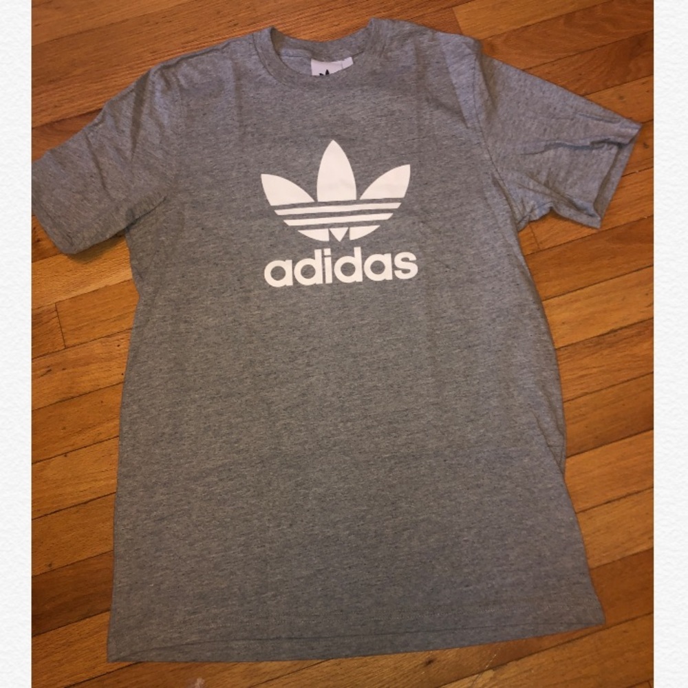 Adidas t- shirt